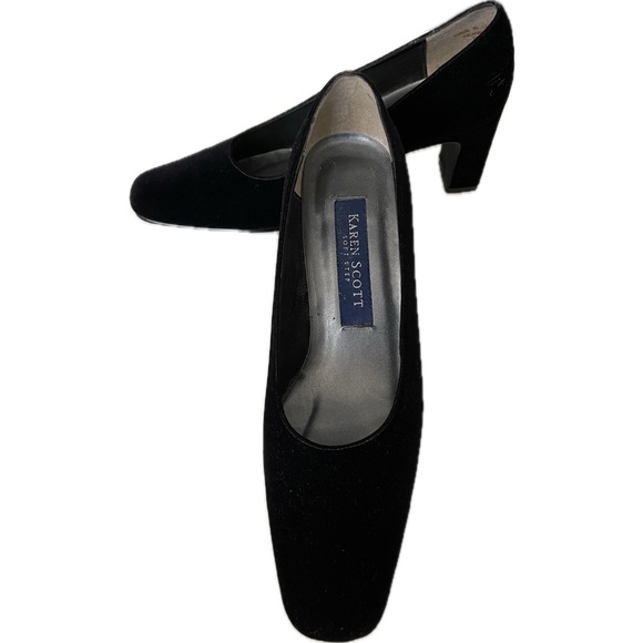 Karen Scott Shoes - Karen Scott Velvet Kitten Heels 7.5 Black Vintage